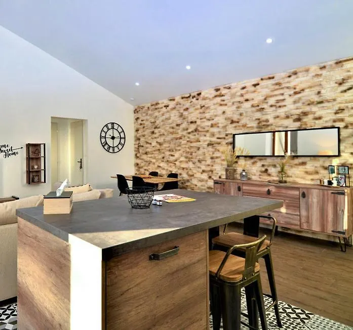 Appartement Industrial loft centre ville Orange Orange